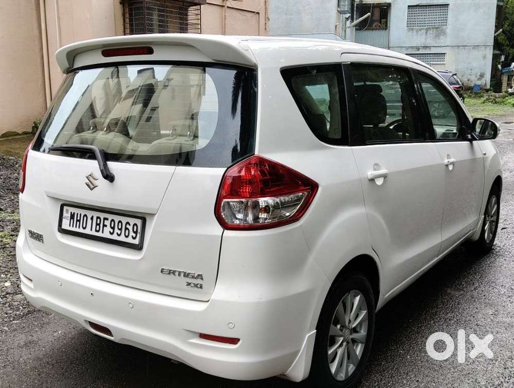 Maruti Suzuki Ertiga Zxi, 2012, Petrol