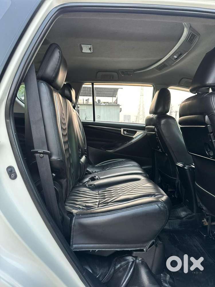 Toyota Innova Crysta 2.4 V 8 Str, 2022, Diesel