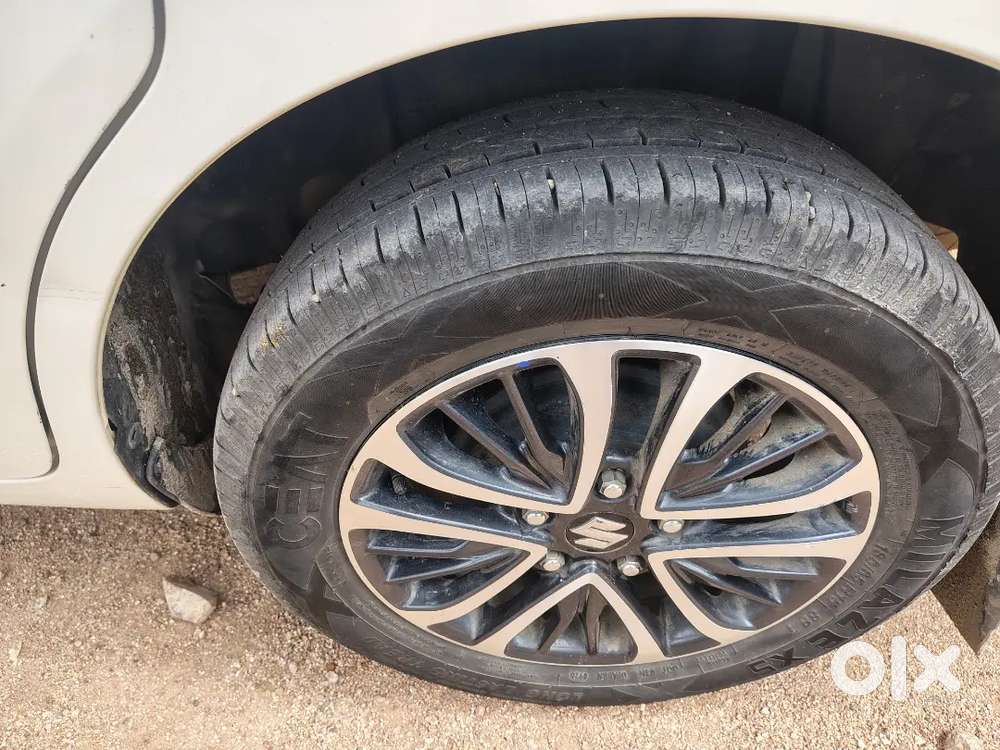 Maruti Suzuki Ertiga Zxi 2024