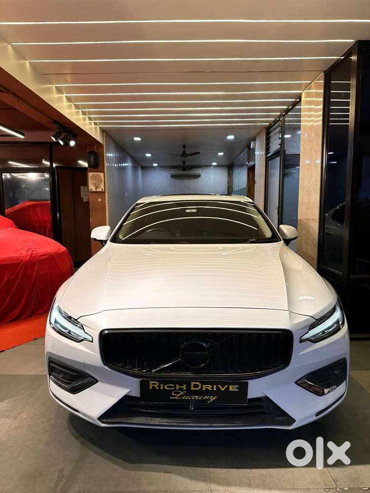 Volvo S60 T4 Inscription, 2021, Petrol