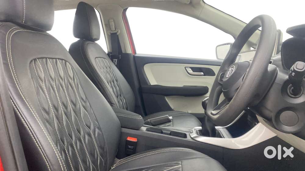 Tata Altroz Xz, 2023, Petrol