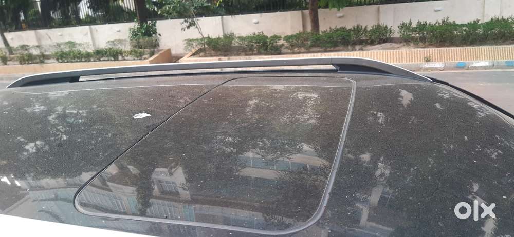 Maruti Suzuki Brezza 1.5 Zxi At Smart Hybrid, 2024, Petrol