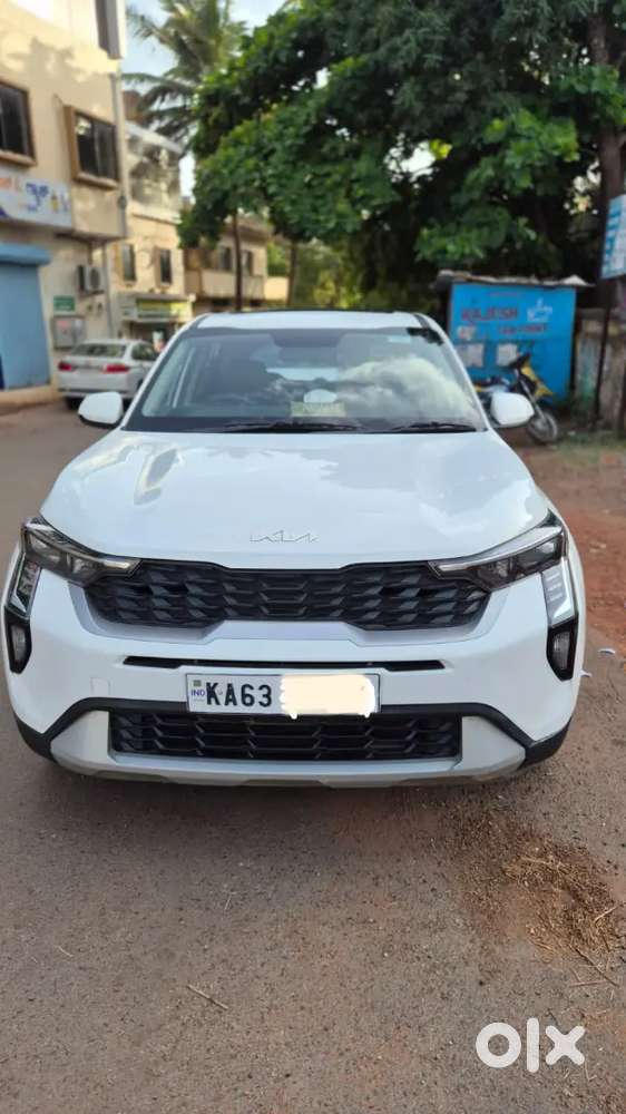 Kia Sonet 2024 Petrol Well Maintained
Showroom Condition