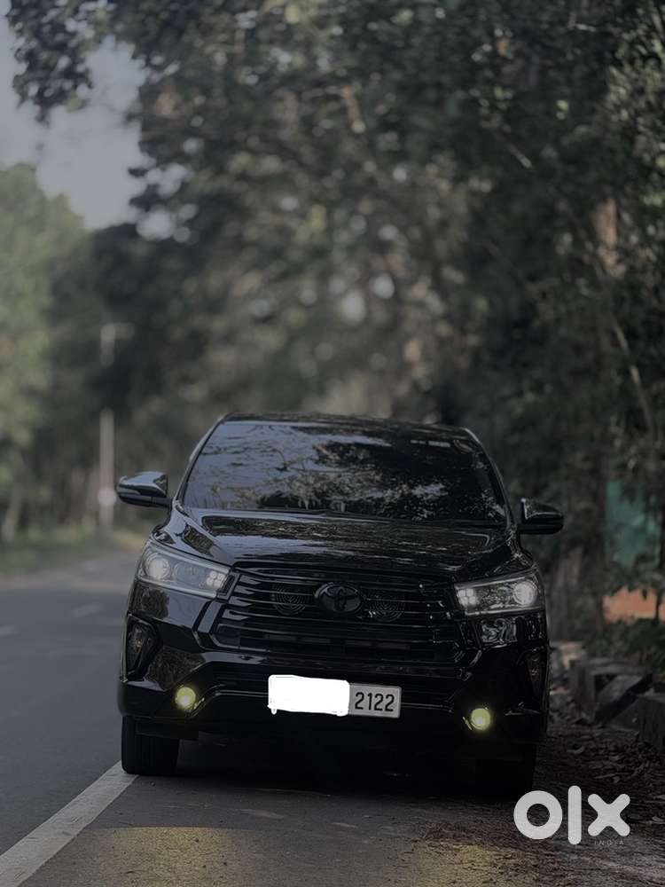 Toyota Innova Crysta 2017