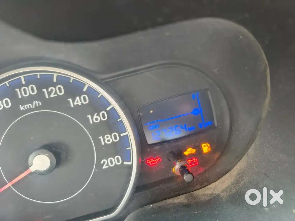 Hyundai I10 Sportz 2012
