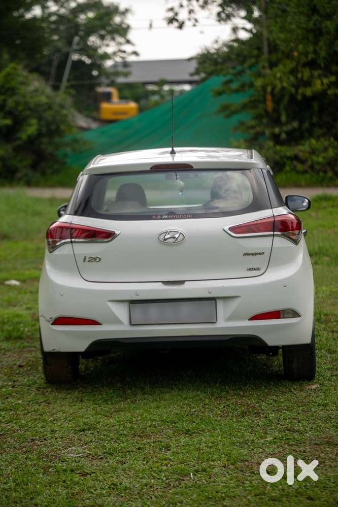 Hyundai Elite I20 Magna Petrol 2015