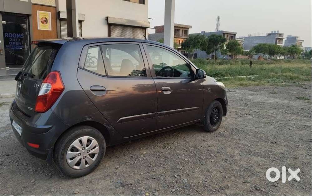 Hyundai I10 2012 Petrol Well Maintained Good Condition