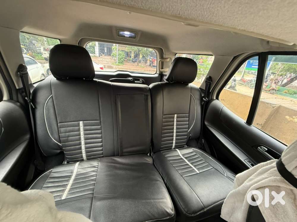 Tata Safari Storme 2016