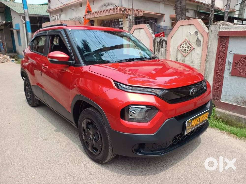 Tata Punch Accomplished Mt Sunroof, 2025, Petrol