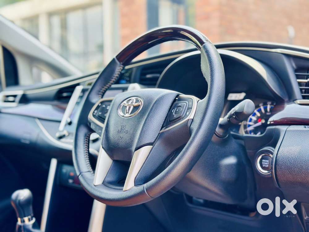 Toyota Innova Crysta 2.4 V, 2024, Diesel