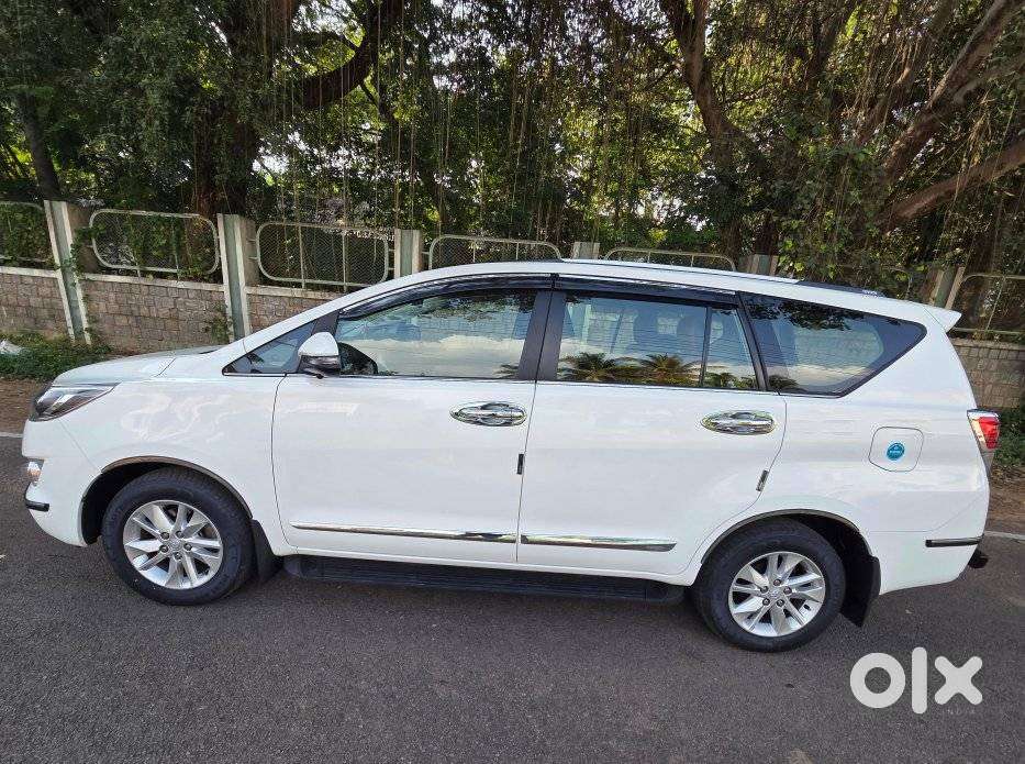 Toyota Innova Crysta 2.4 V, 2020, Diesel