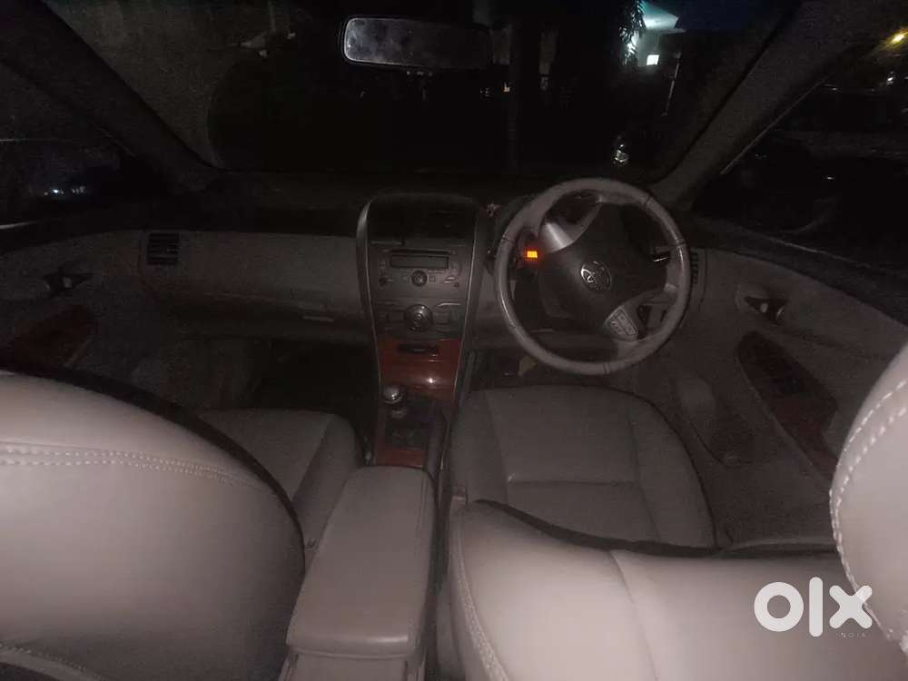 Toyota Corolla Altis 2010 Petrol 120000 Km Driven