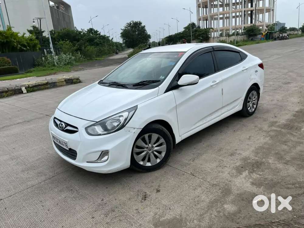 Hyundai Verna 2014 Manual