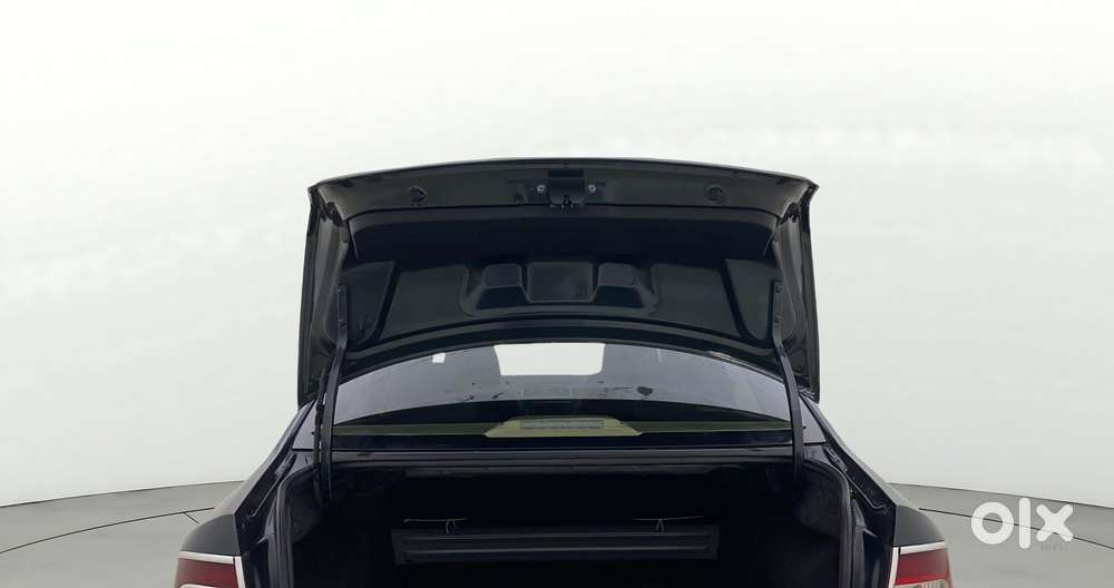 Skoda Rapid 1.0 Ambition Tsi At, 2021, Petrol