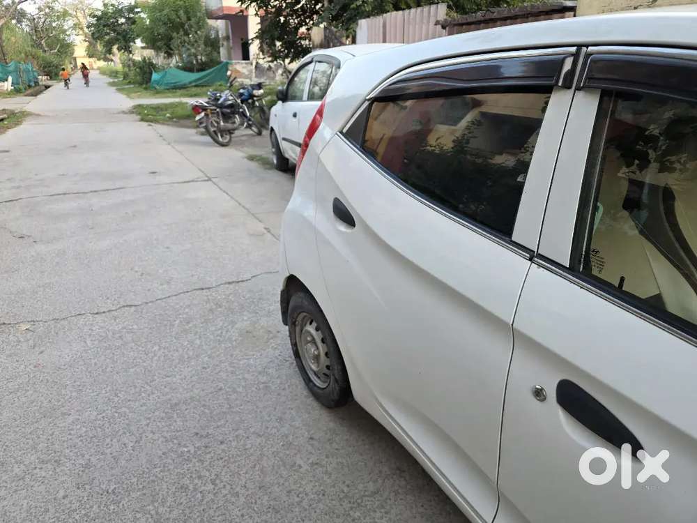 Hyundai Eon Era 2017 Petrol