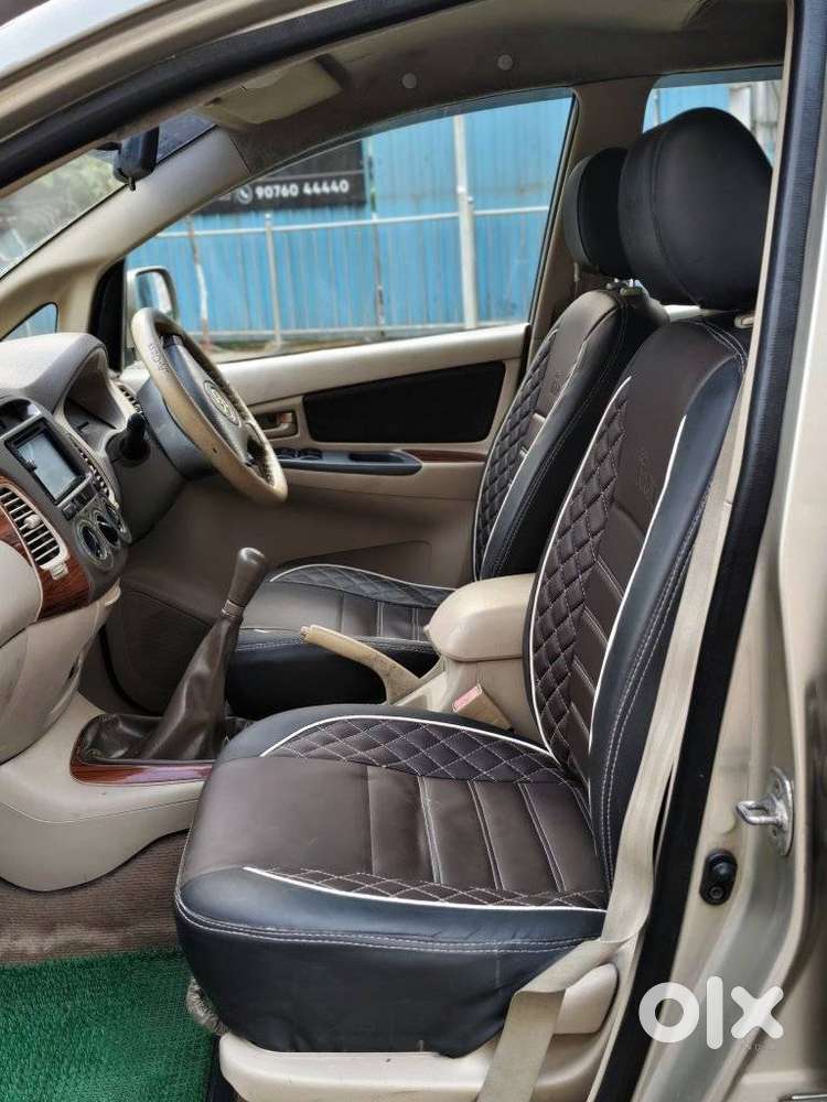 Toyota Innova 2004-2011 2.5 G4 Diesel 8-seater, 2008, Diesel