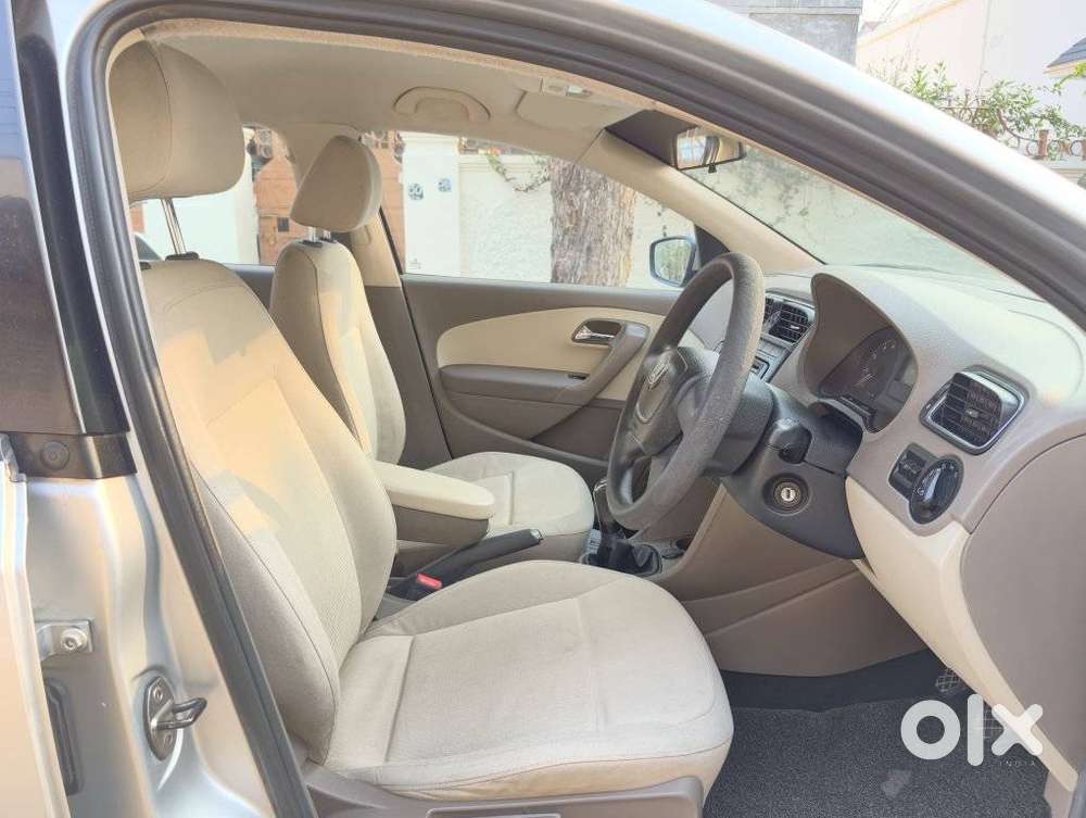 Skoda Rapid 1.6 Mpi Ambition, 2013, Petrol