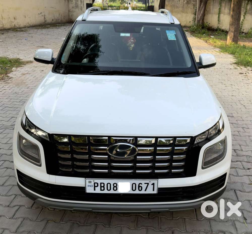 Hyundai Venue S 1.2 Petrol, 2024, Petrol