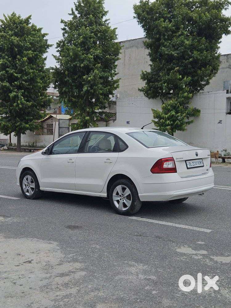 Skoda Rapid 1.0 Rider Plus Tsi At, 2018, Petrol