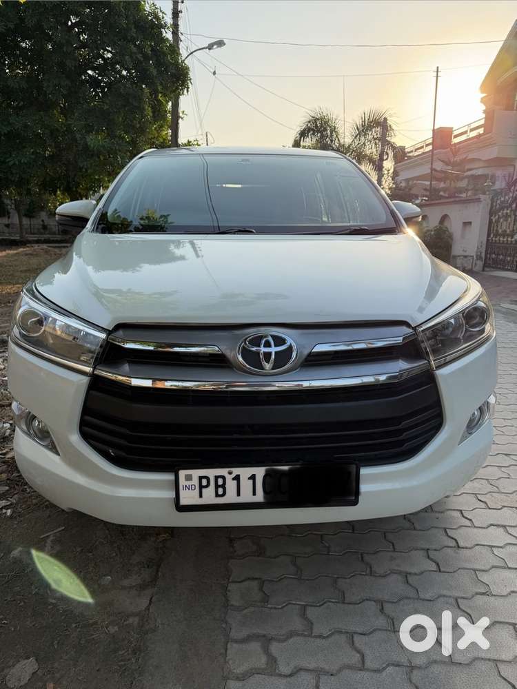 Toyota Innova Crysta 2018