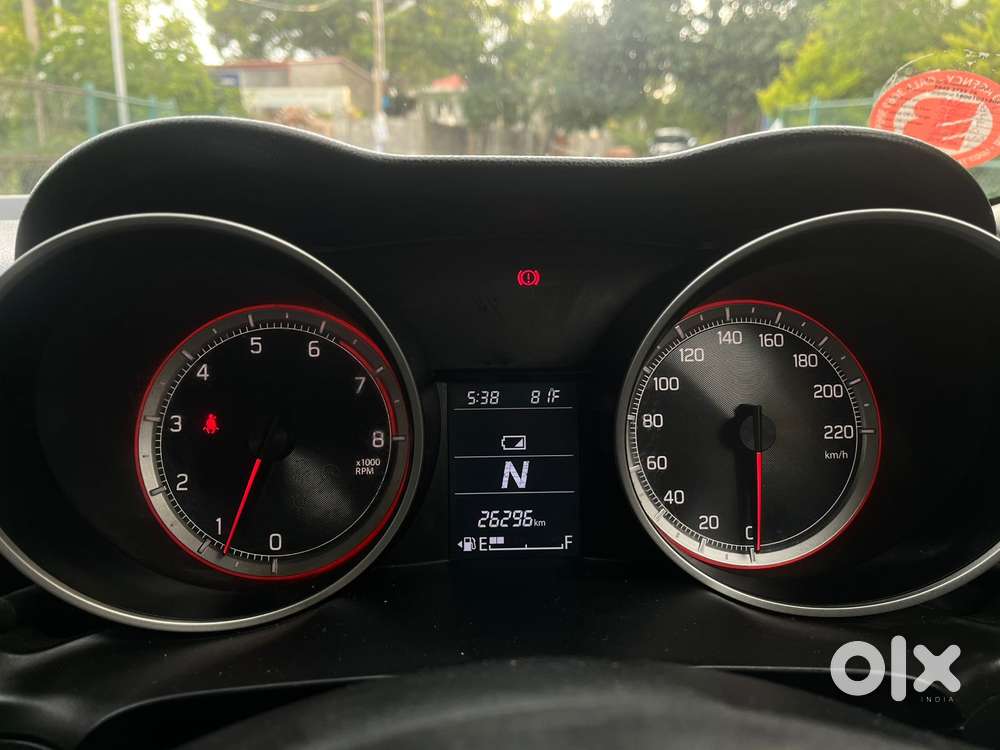 Maruti Suzuki Swift Amt Vvt Zxi, 2018, Petrol