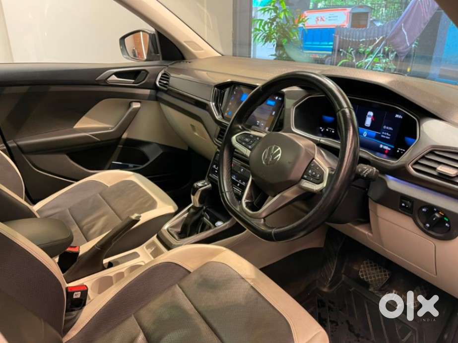Volkswagen Taigun 1.0 Tsi Topline At, 2022, Petrol