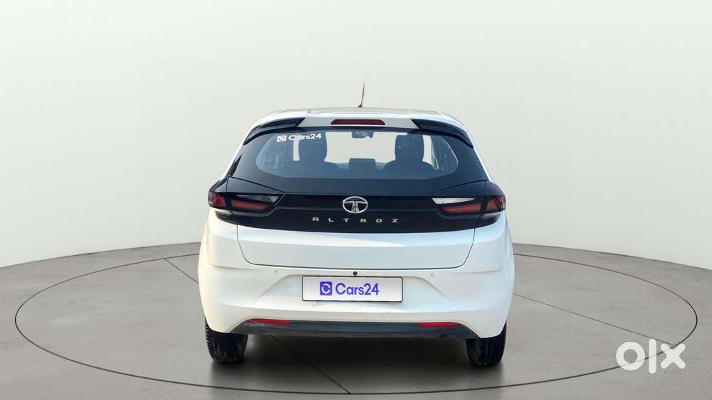 Tata Altroz 1.2 Xe, 2020, Petrol