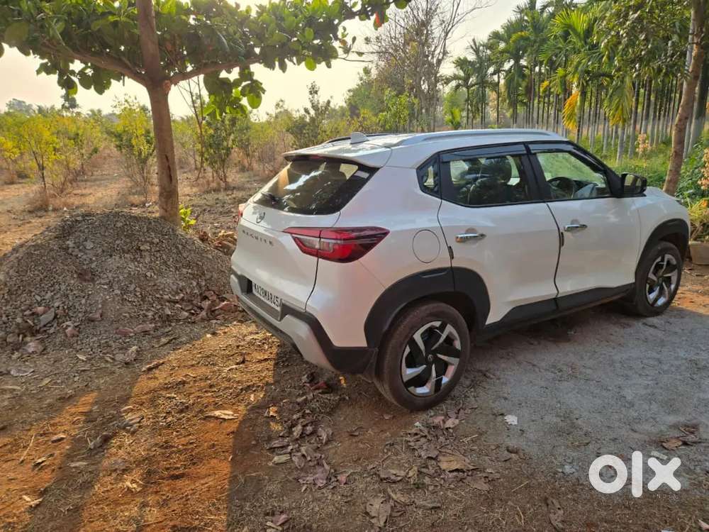 Nissan Magnite 2025 Petrol Well Maintained