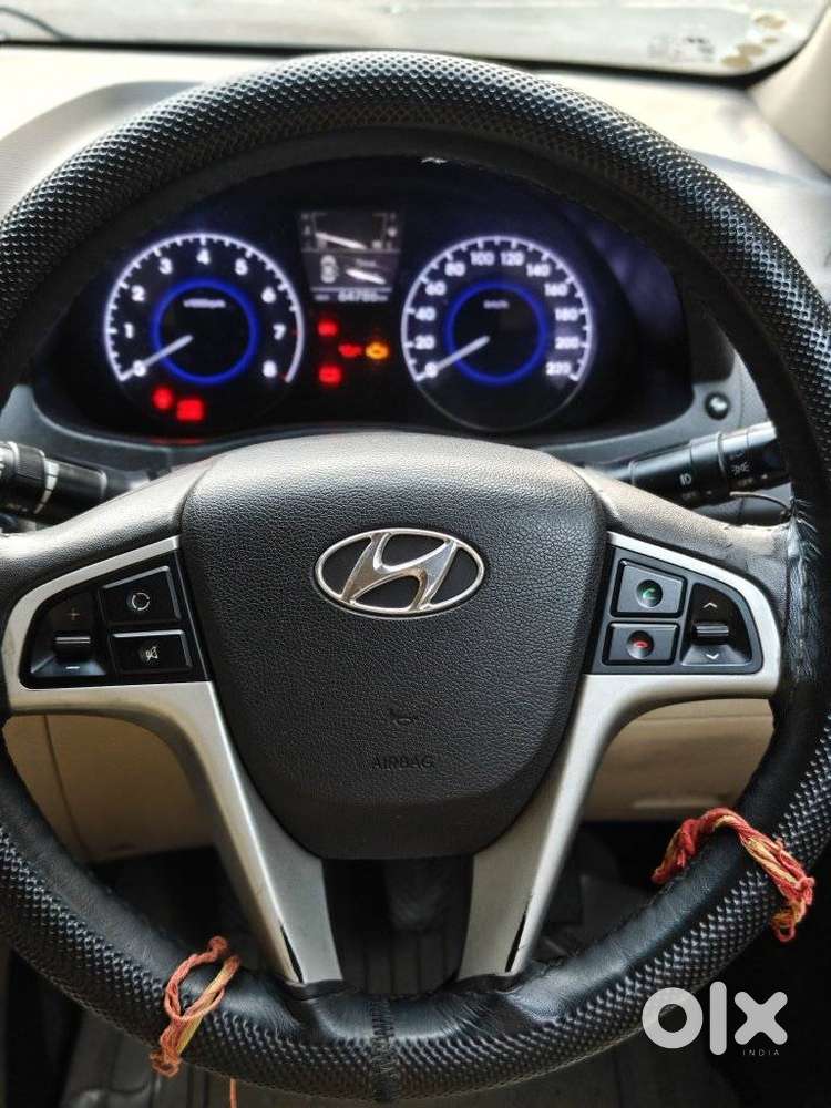 Hyundai Verna 1.6 Sx (o) Vtvt, 2013, Petrol