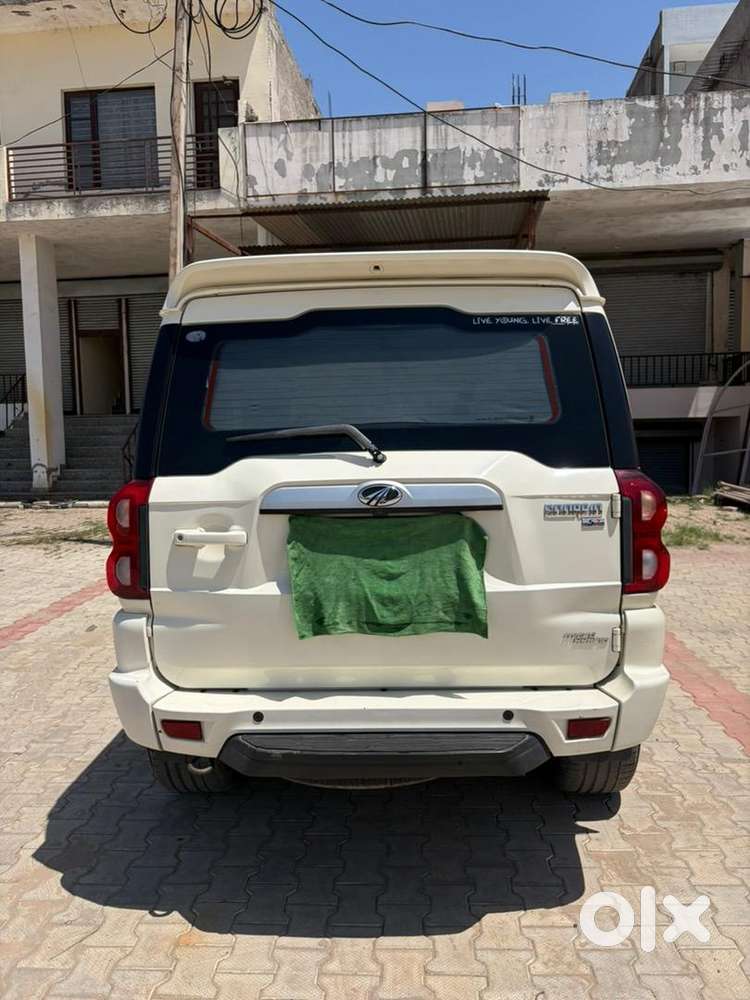 Mahindra Diesel Car 2021