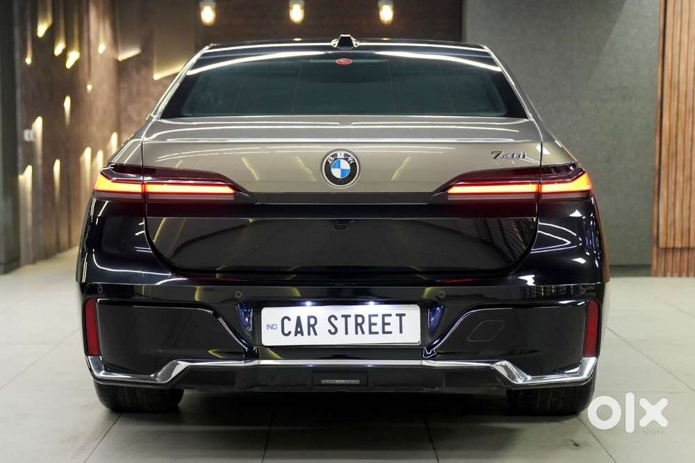 Bmw 7 Series 740i M Sport Petrol Automatic, 2023, Petrol