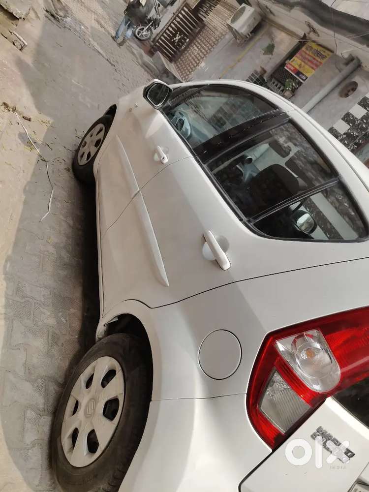 Maruti Suzuki Ritz Vxi 2015