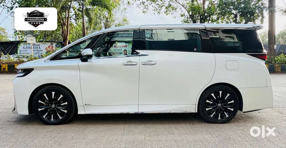 Toyota Vellfire Vip – Executive Lounge, 2024, Petrol