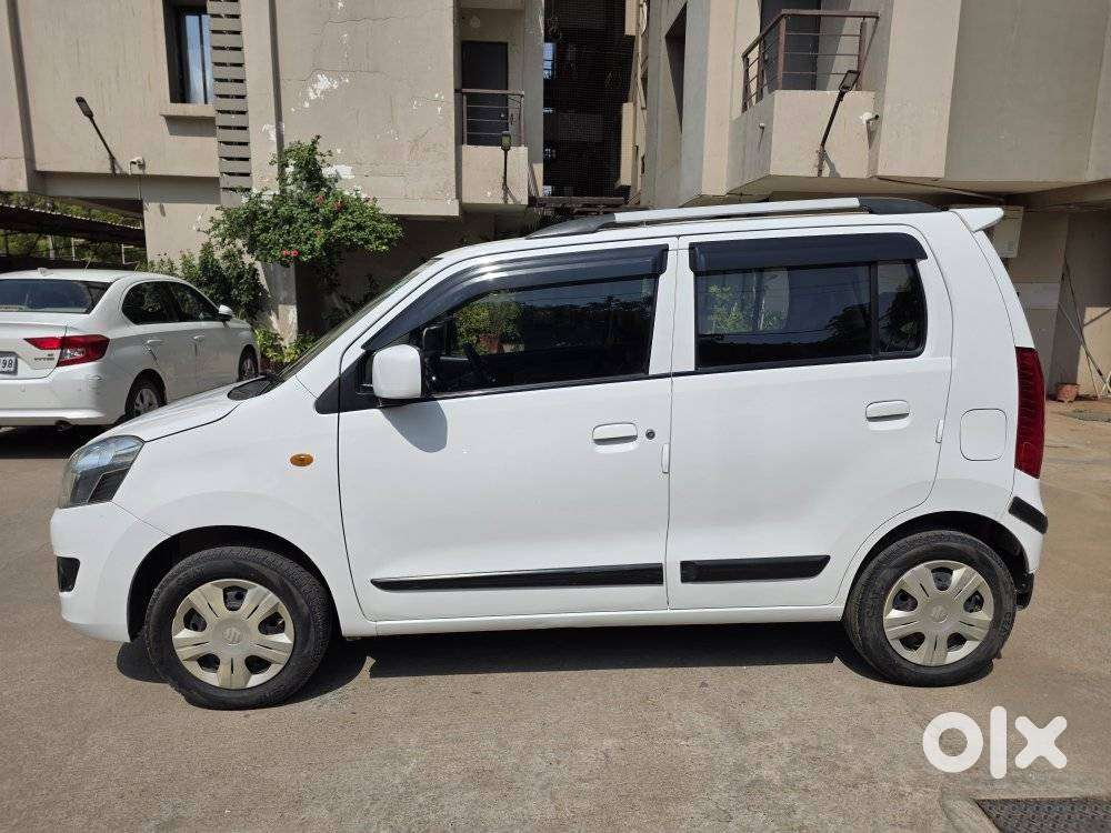 Maruti Suzuki Wagon R 1.0 2010-2019 Vxi Plus, 2015, Cng & Hybrids