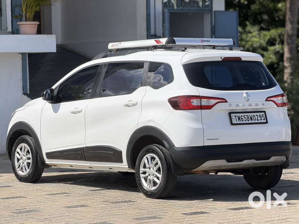 Renault Triber Rxt, 2022, Petrol