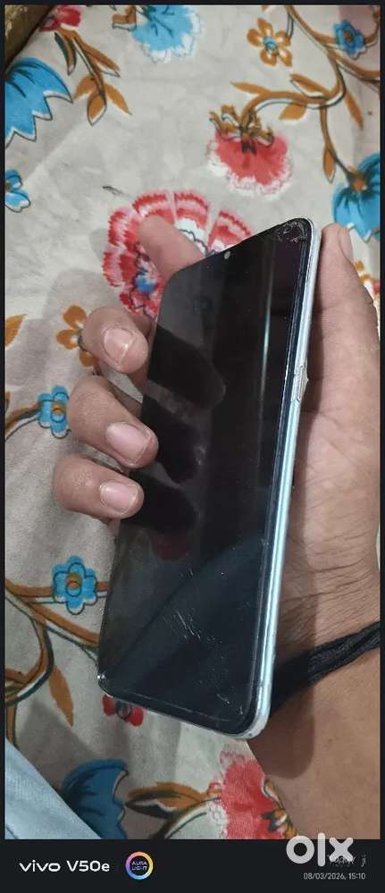 Vivo v15e  9 month old urgent sell