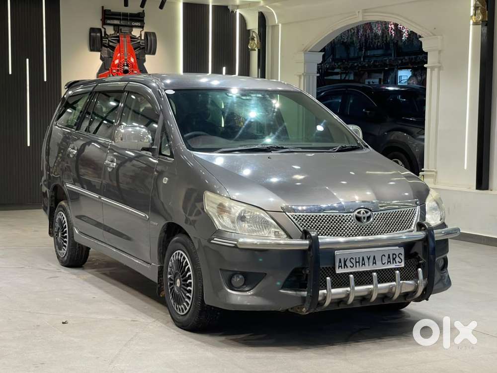 Toyota Innova 2.5 G (diesel) 7 Seater, 2012, Diesel