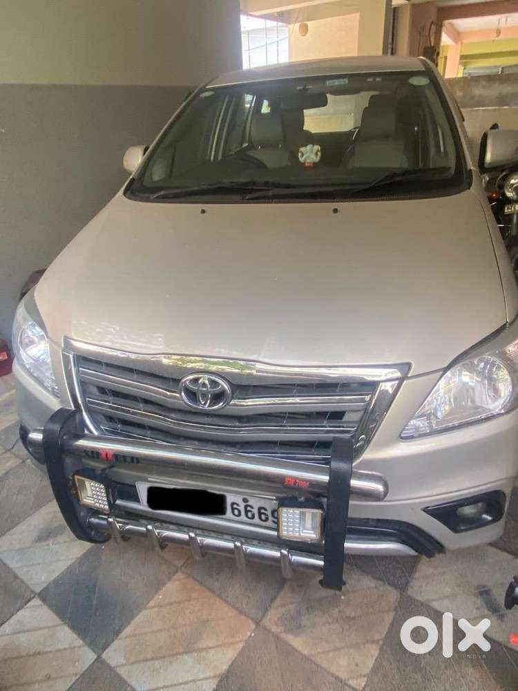 Toyota Innova 2013 Diesel Well Maintained