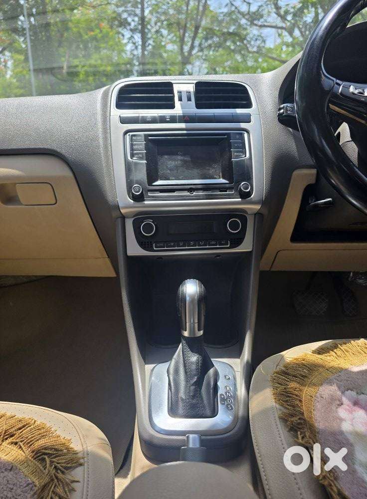 Volkswagen Vento 1.2l Tsi Highline Plus At Petrol, 2016, Petrol