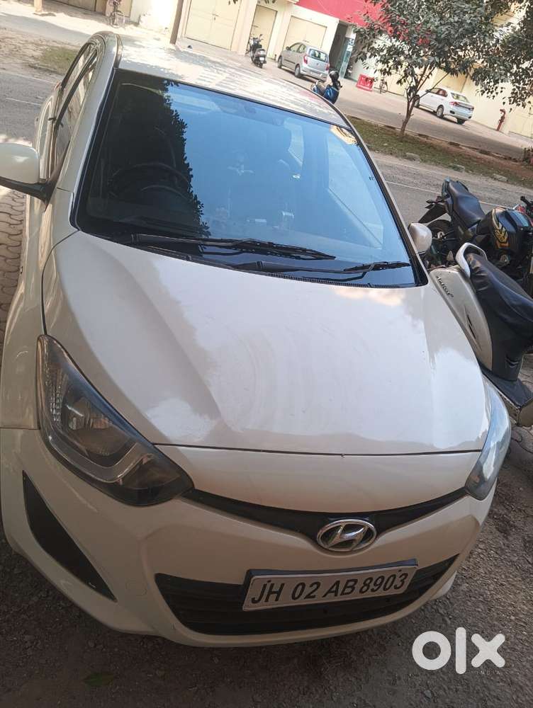 Hyundai I20 2012-2014 Magna Optional 1.2, 2014, Petrol