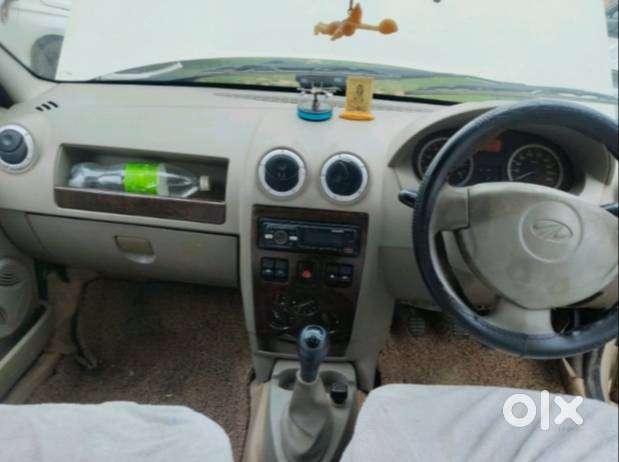 Mahindra 2011 Sedan