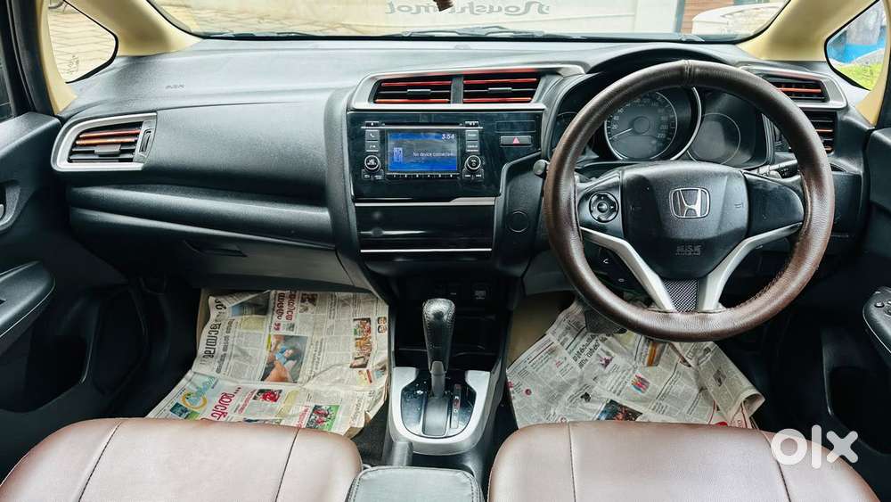 Honda Jazz V Cvt, 2016, Petrol