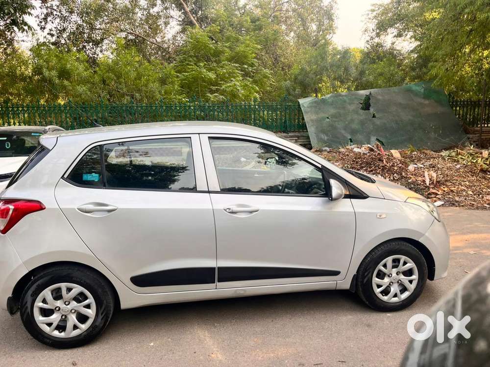 Hyundai Grand I10 Sportz 2017 Petrol