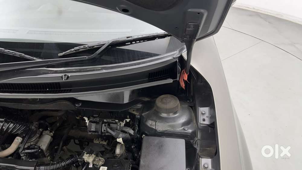 Maruti Suzuki Swift 1.3 Zxi, 2022, Petrol