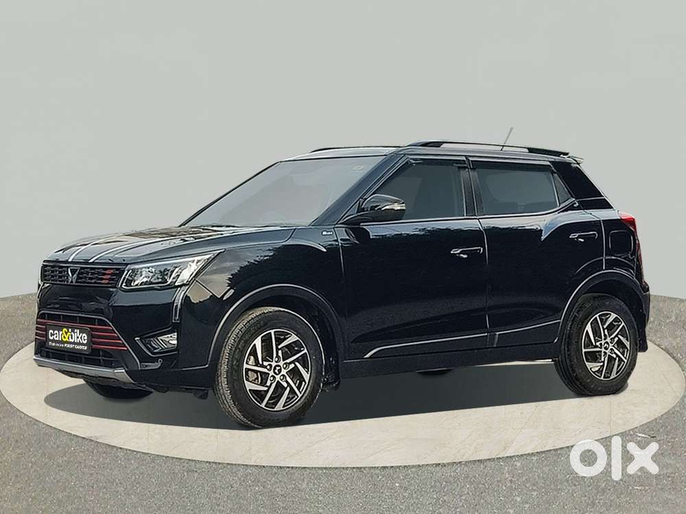 Mahindra Xuv300 W8, 2023, Petrol