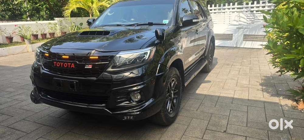 Toyota Fortuner 2012 Diesel Automatic Well Maintained