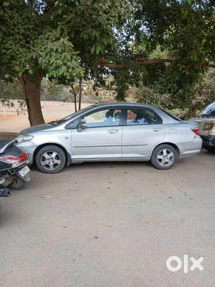 Honda City Zx 2006 Petrol Well Maintained