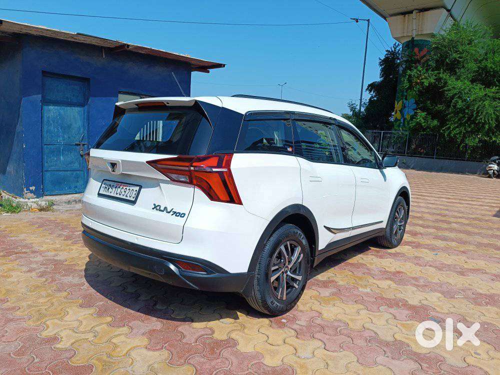 Mahindra Xuv700 Mx Diesel Mt 5 Str (e), 2022, Diesel