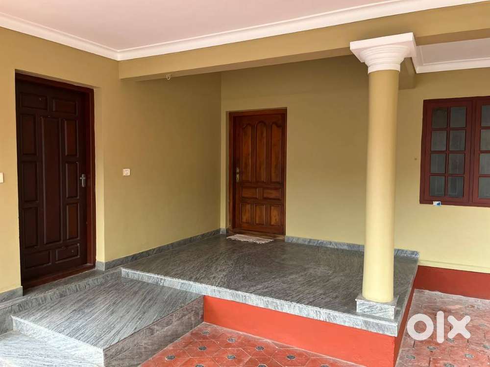 2 BHK Ground Floor House for Rent Near SN Park, Kannur for Families