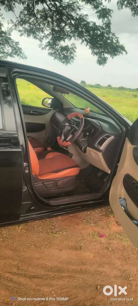 Hyundai I20 2010 Top Model (life Upto 2030)